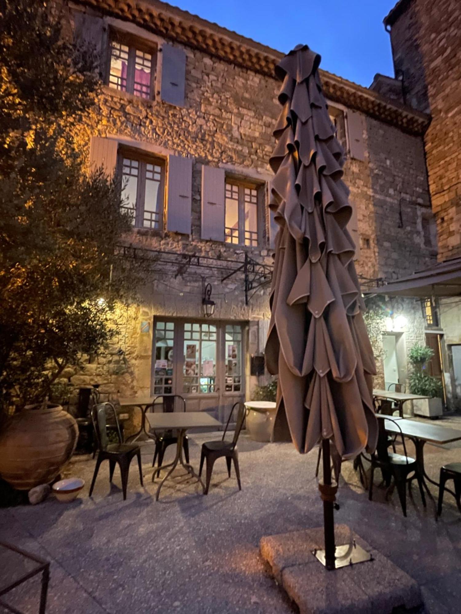 Les Appartements Du Saint Thiers, La Provence Dans Un Coin De La Drome Et L'Esprit D'Une Maison D'Hotes A Saou Buitenkant foto